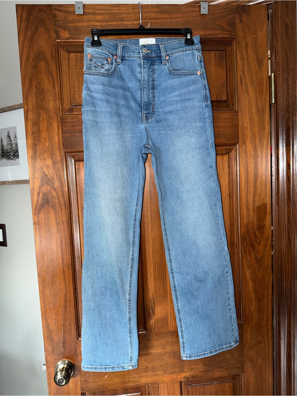 Women’s Straight Jeans in Light Blue Denim